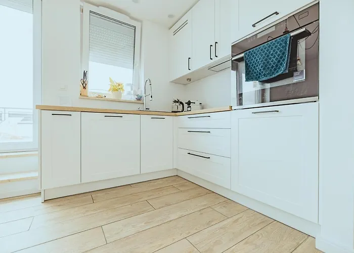 Szlachecka * ורשה